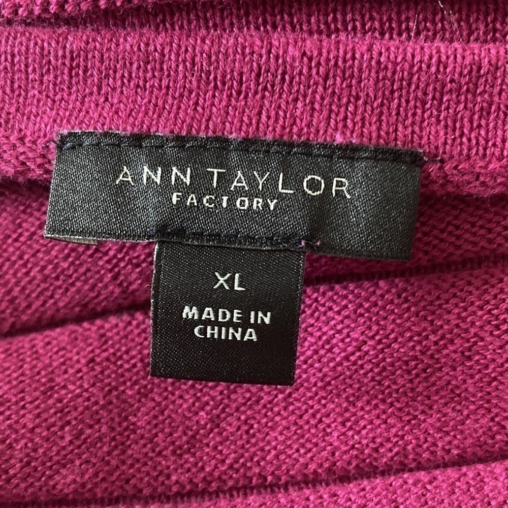 Ann Taylor Factory XL sweater zip up purple - Picture 10 of 11